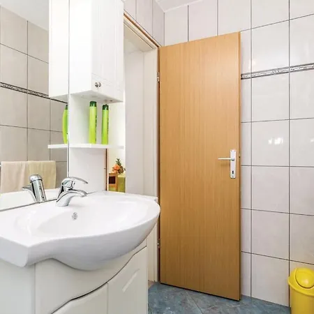 Franelli Apartment Brsec