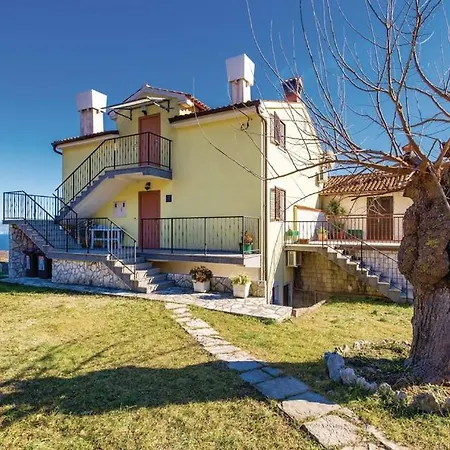 Franelli Apartment